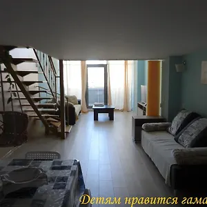 https://apartment-konstanta.batumihotels.net